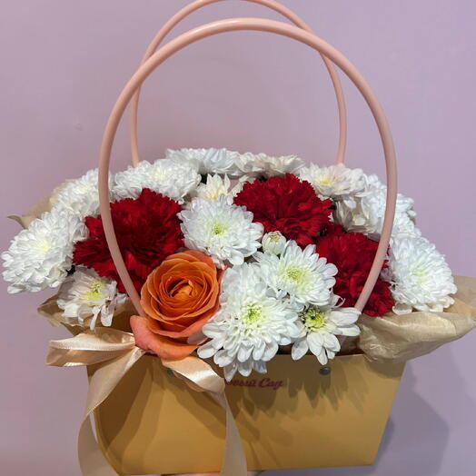 🍁Яркий букет с розой в сумке 🌼