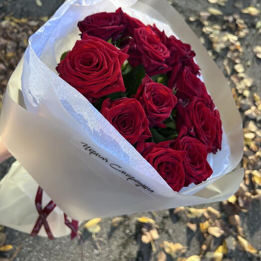 Букет из 15 красных роз