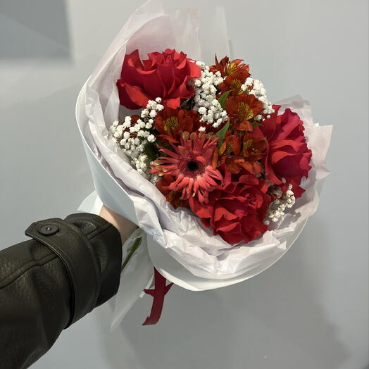 Яркий красочный букет