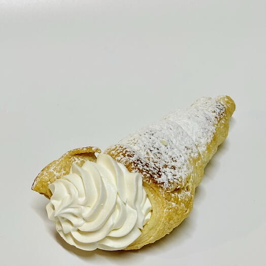 Cream roll