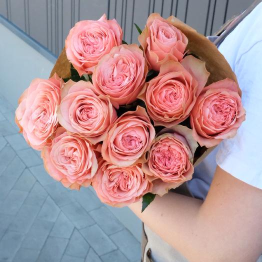 11 Kahala peony roses 60cm in Kraft paper