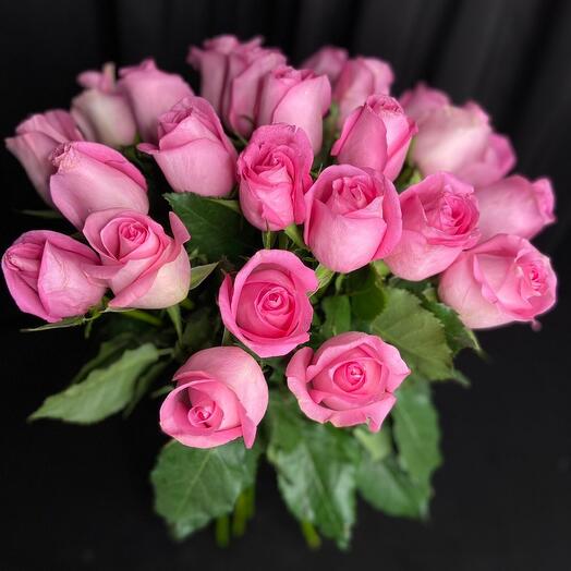 25 pink roses bouquet