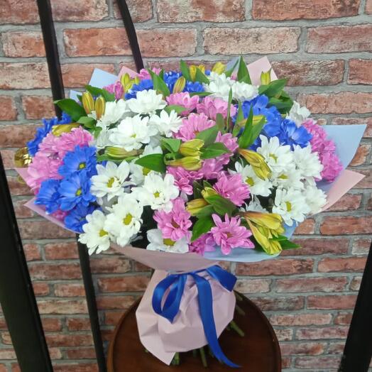 Bouquet of Chrysanthemum and Alstroemeria