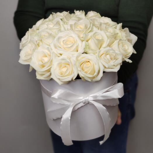 Rosas blancas en una Caja