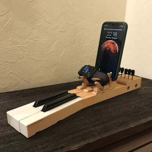 Подставка под iPhone или iPad