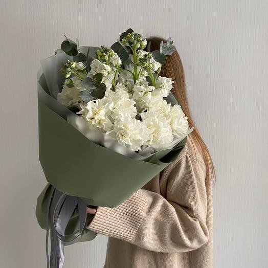 Ramo de Dianthus y mattiola