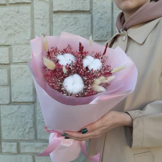 Bouquet with cotton, gypsophila and lavender "Mirabelle"