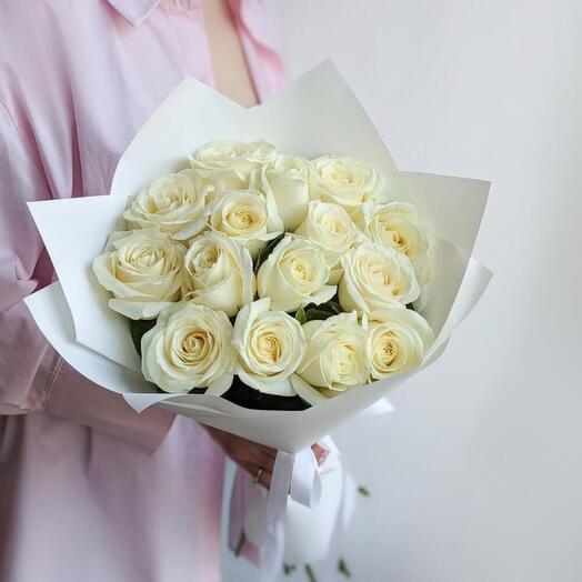 15 rosas blancas 40-50 cm