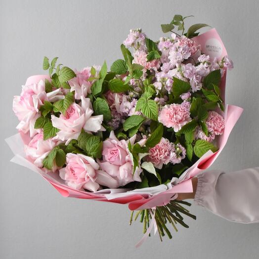 Author's bouquet "Rhapsody" peonies Sarah Bernhardt and raspberry twigs | Bouquet 137 Bottega dei Fiori