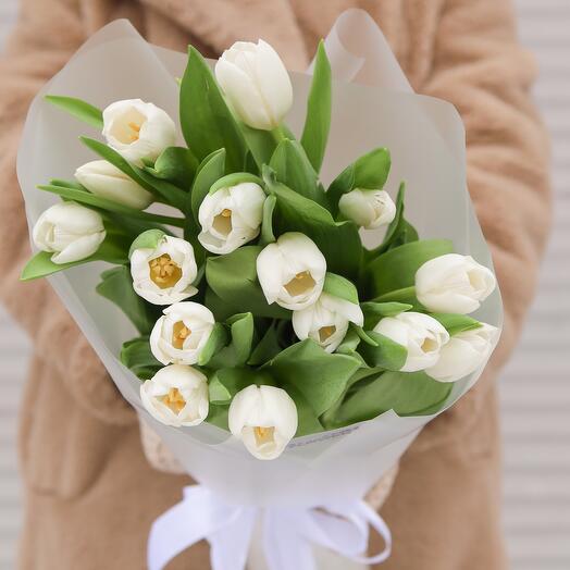 Тюльпан белый 15 🤍
