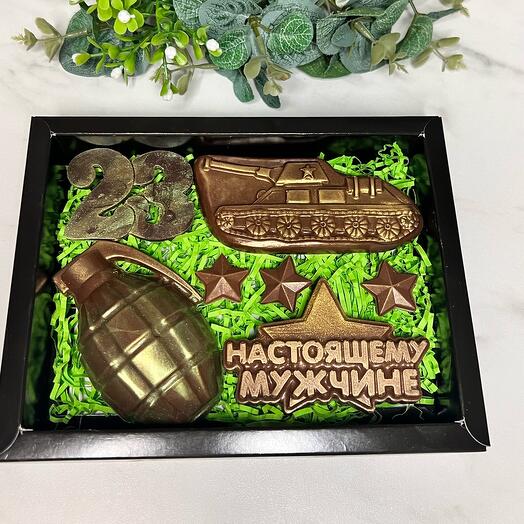 Шоколадный набор из молочного бельгийсеого шоколада « насточщему мужчине»