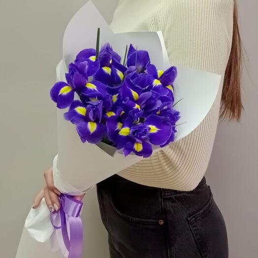 Монобукет из ирисов