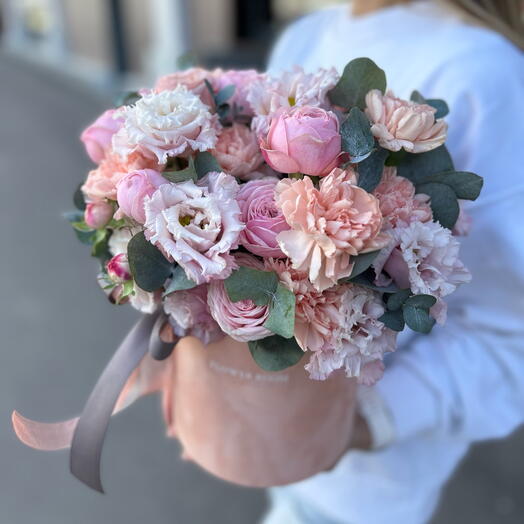 Цветы в бархатной коробке