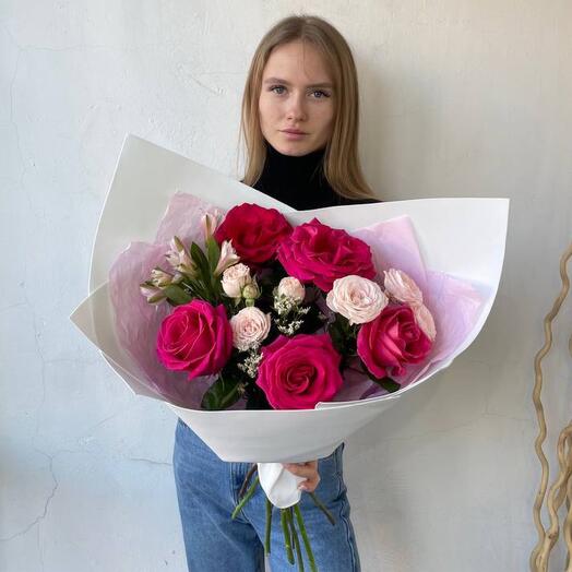 Роза и альстромерия