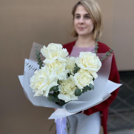 Букет из белых французских роз