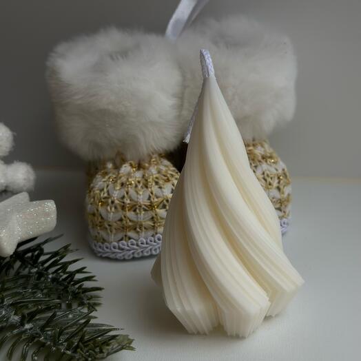 Елка витая из соевого воска