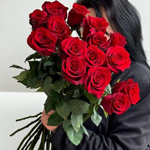 Красные розы импорт 🌹Элегантный поцелуй🌹