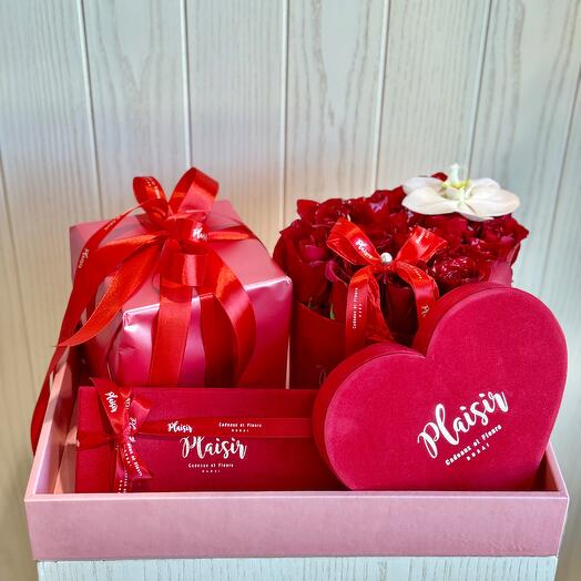 Luxury Valentine Tray - Red Heart