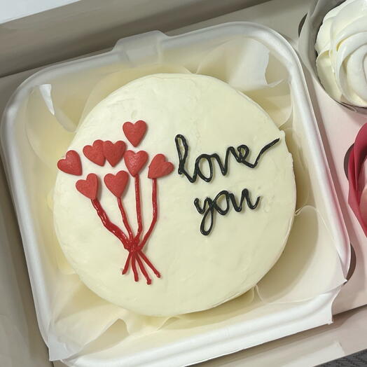 Бенто торт Love U с шариками на 8 марта