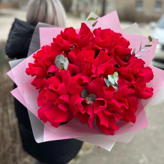 Французские розы с эвкалиптом