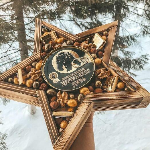 Бокс звезда с дичью и орехами для папы