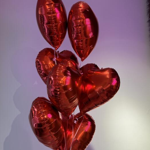 7 red hearts