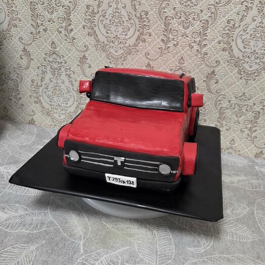 Торт машина Танк 300