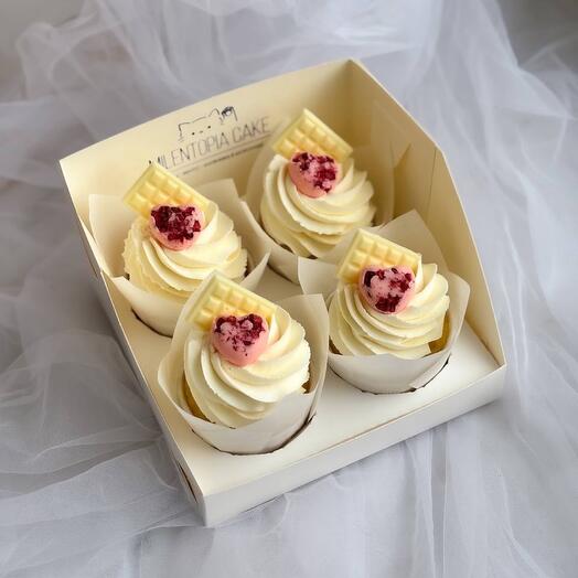 Cupcakes de 4 piezas con corazones🩷