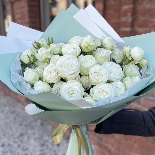 Белые кустовые розы | White spray roses