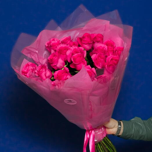 25 розовых роз "Пинк флойд"