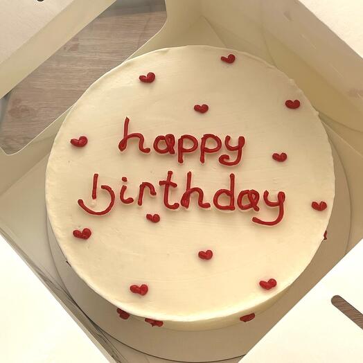 Бенто-торт 800гр с надписью «happy birthday» и сердечками