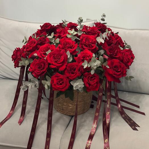 A luxurious basket of inverted roses