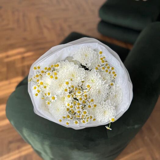 Букет с кустовой хризантемой и танацетумом🌸🤍