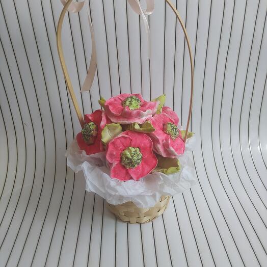 Букет зефирных цветов  "Маки в корзинке"