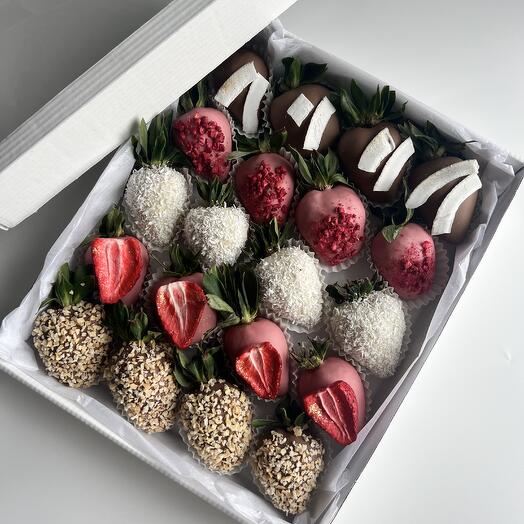 Strawberries in chocolate 20 pcs