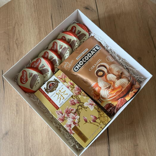 Коробочка «Сладости к чаю»