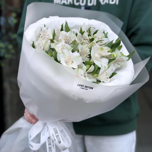 🍃🌿🍃Моно букет цветов из белой Альстромерии «Белые бабочки»