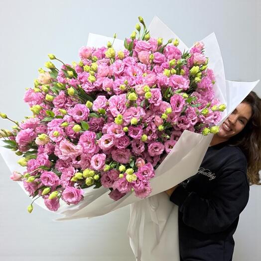 Букет «Яркий поступок» – 75 розовых лизиантусов