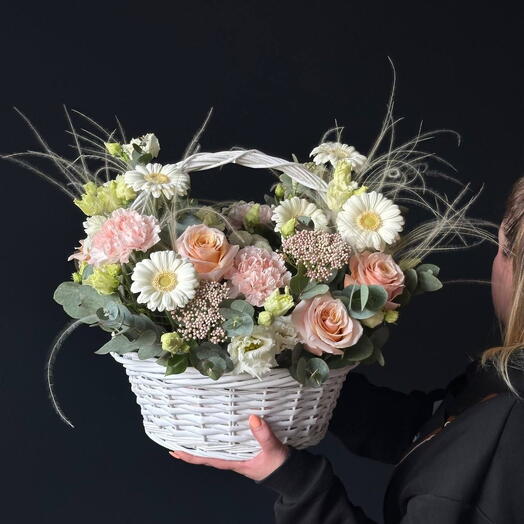 Корзина цветов  176