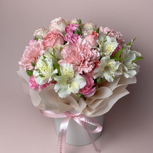 Цветы в коробке Нежность