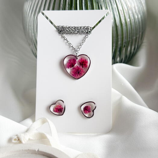Комплект украшений сердце подвеска и серьги-гвоздики,подарок для девушки,подруги,подарок на день матери
