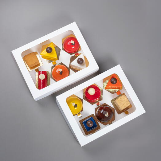 Набор из 12 пирожных "Все и сразу"