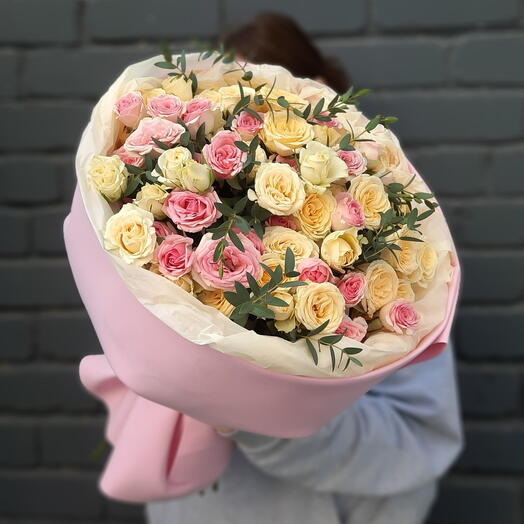 Нежные кустовые розы в фоамиране