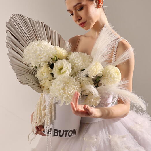 Композиция "Лебединое озеро"