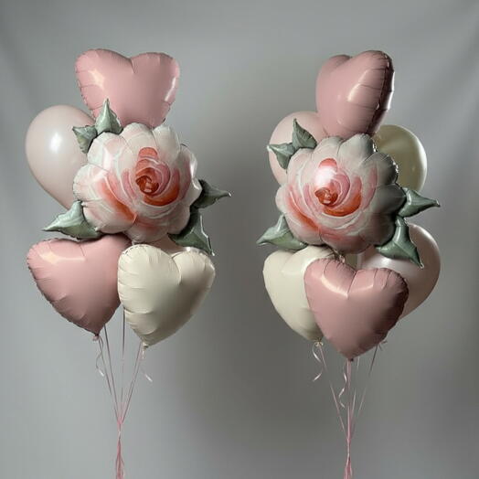 Фонтаны из шаров с розами и сердцами