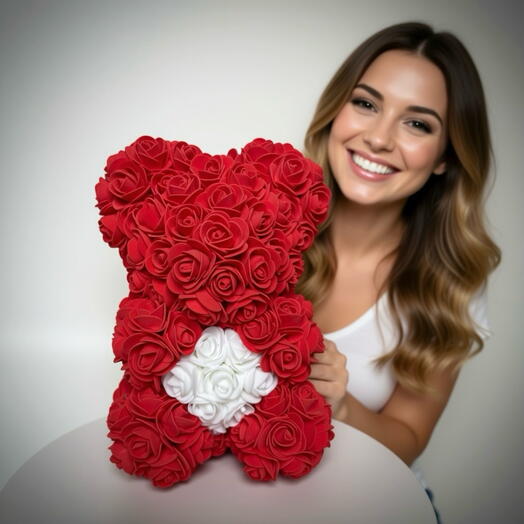 Мишка из роз "Luxury Rose Bear" из фоамирана Красный с сердцем, необычный подарок