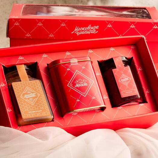 Набор чайный "Московское чаепитие" с чаем "Москва", цветочным мёдом и малиновым вареньем