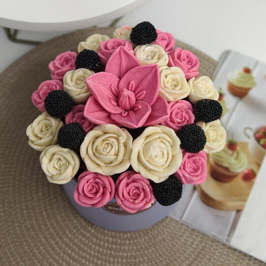 Букет из шоколадных цветов микс