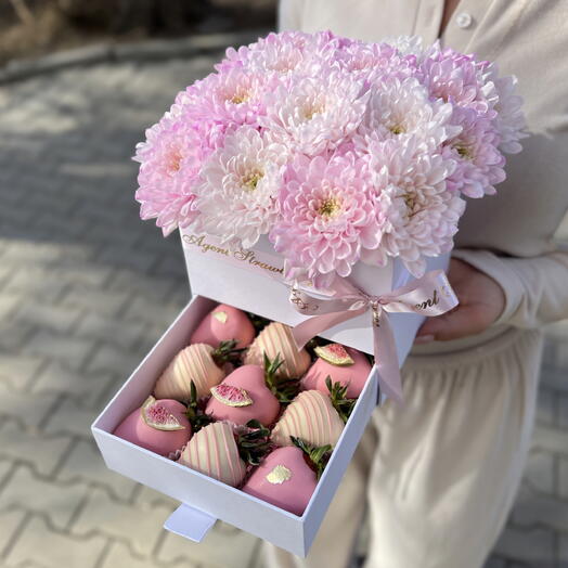 Шкатулка с хризантемой