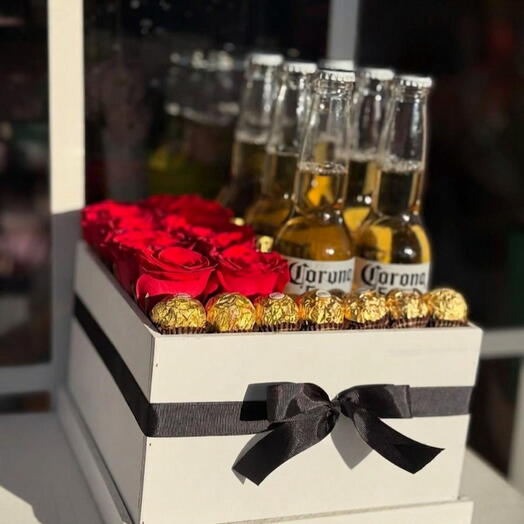 Luxury Celebration Box: Red Roses, Ferrero Rocher   Corona